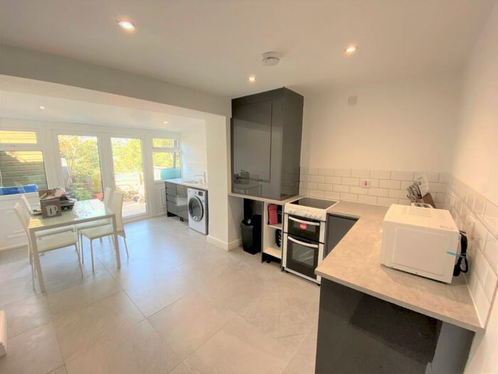 2 Bedroom Terraced House To Rent In Caellepa, Bangor, Gwynedd, LL57