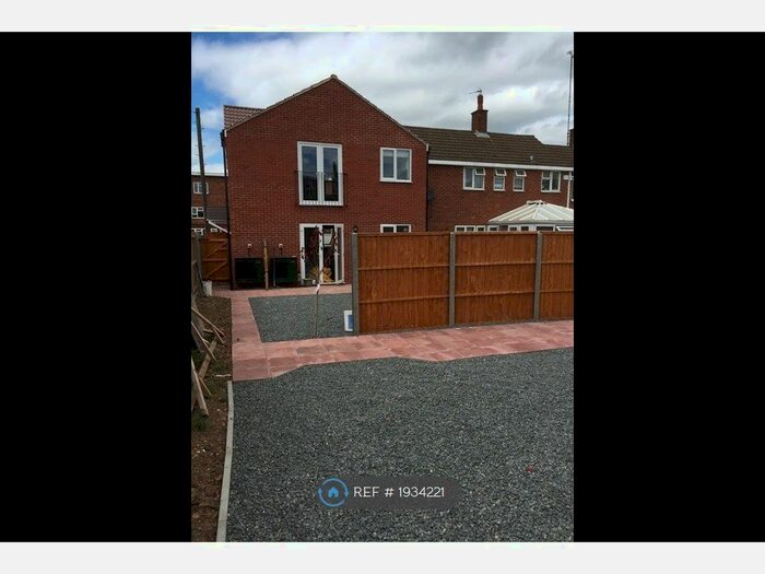 2 Bedroom Flat To Rent In Nuneaton, Nuneaton, CV11