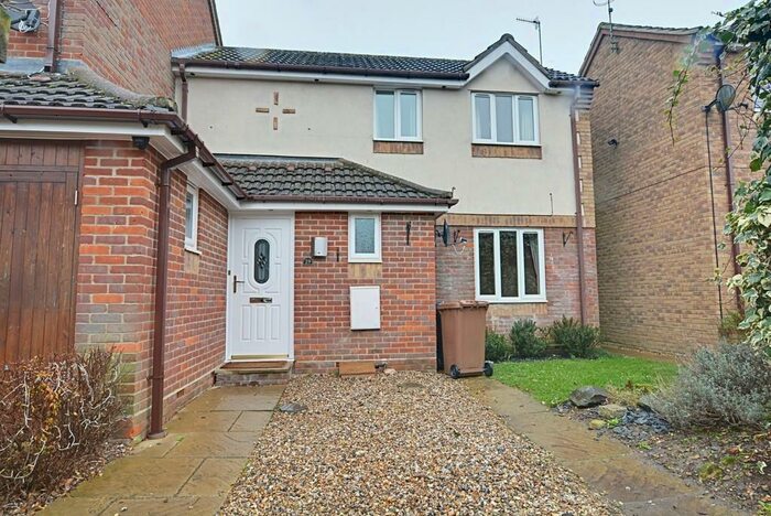 2 Bedroom Terraced House To Rent In Heathgate, Hertford Heath, Hertford, SG13