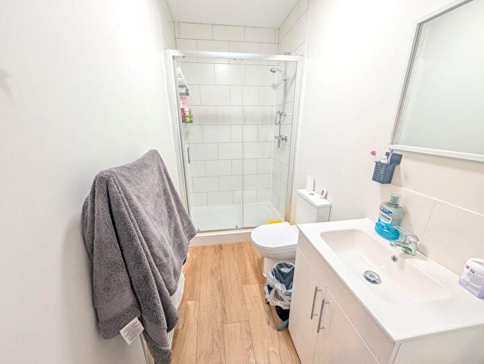 1 Bedroom Flat To Rent In Silver Street, Kettering, NN16