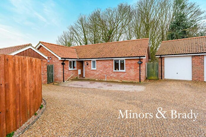 3 Bedroom Detached Bungalow For Sale In New Road, Catfield, NR29