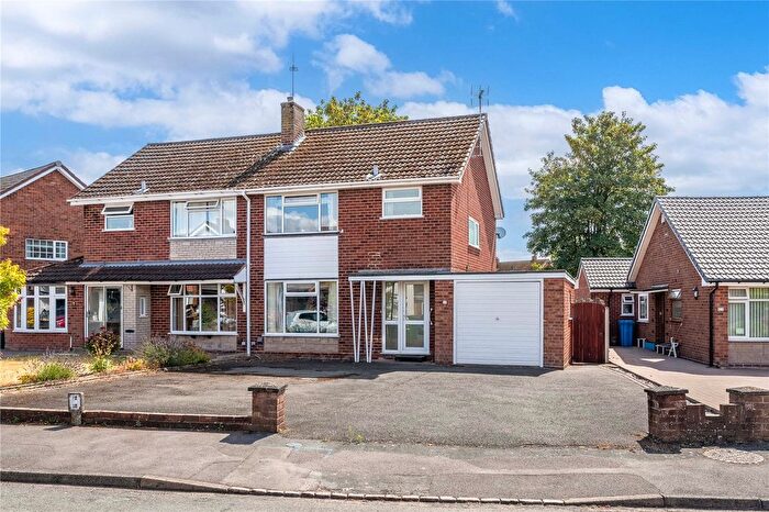 3 Bedroom Semi Detached House For Sale In Cannon Road, Wombourne, Wolverhampton, Staffordshire, WV5