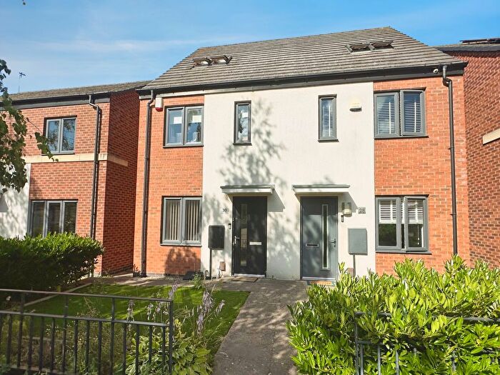 3 Bedroom Semi Detached House For Sale In Akron Drive, Wolverhampton, WV10