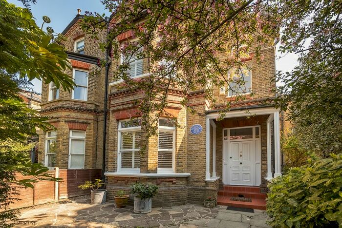 6 Bedroom Semi-Detached House To Rent In Berkeley Place, SW19