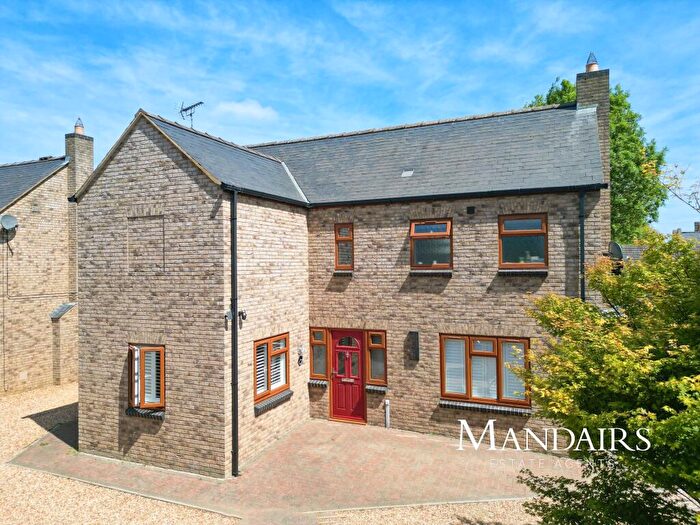 4 Bedroom Detached House For Sale In High Street, Eye, Peterborough, PE6