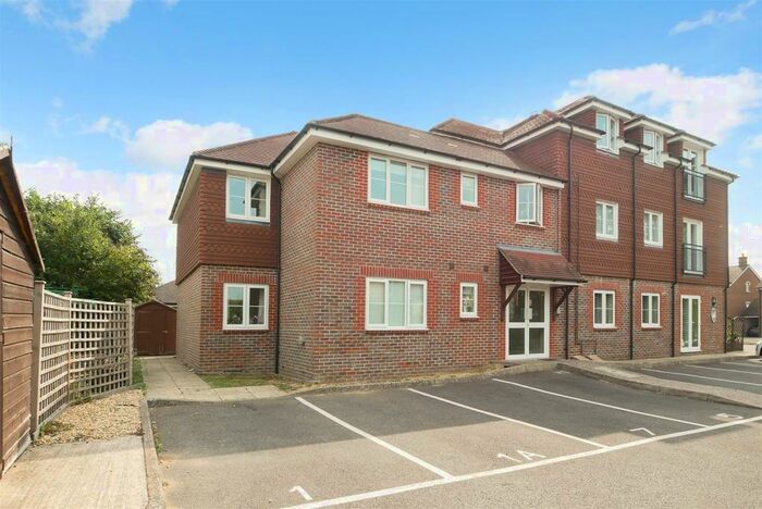 2 Bedroom Flat To Rent In Westergate Street, Westergate, PO20