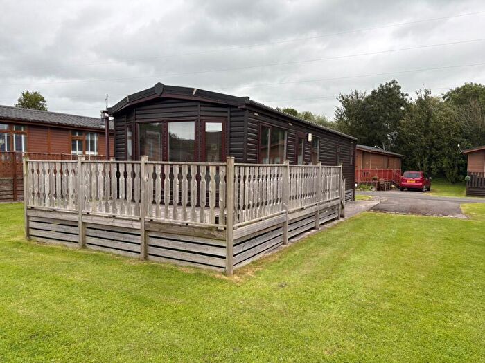 2 Bedroom Lodge For Sale In Gressingham South Lakeland Leisure Village, Borwick Lane, LA6