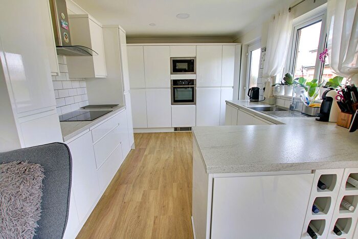 3 Bedroom Detached Bungalow For Sale In Pacific Close, March, PE15