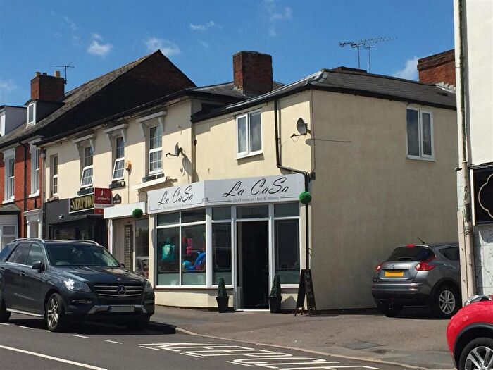 1 Bedroom Apartment To Rent In High Street, Studley, B80