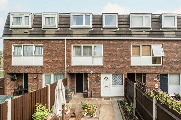 3 Bedroom Property To Rent In Brangwyn Crescent, Colliers Wood, London, SW19