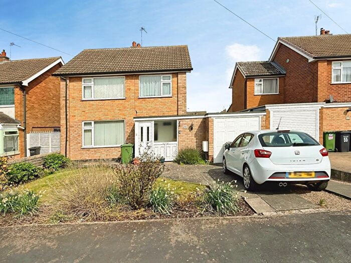 3 Bedroom Detached House For Sale In Fairstone Hill, Oadby, LE2