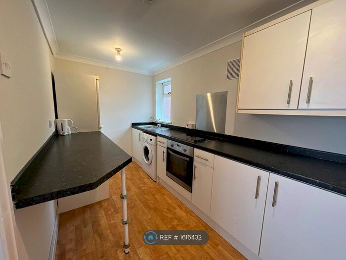 1 Bedroom Flat To Rent In Silver Lonnen, Newcastle Upon Tyne, NE5