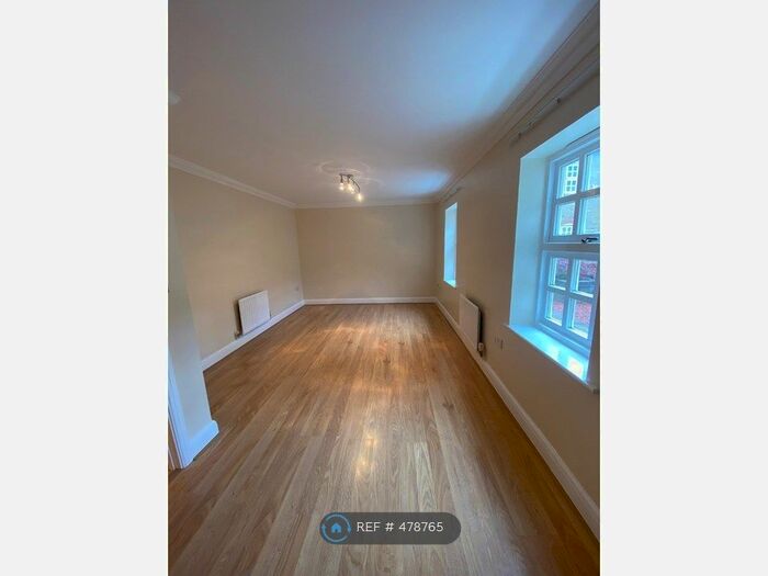 1 Bedroom Flat To Rent In Davy Court, Rochester, ME1