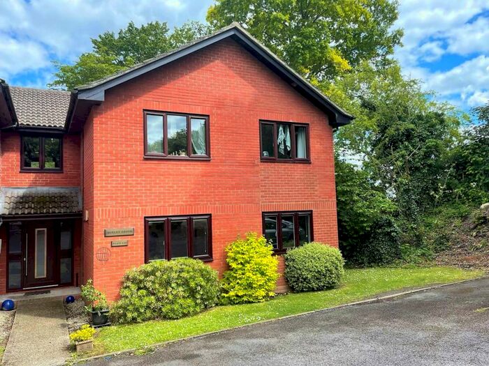 1 Bedroom Apartment To Rent In Minley Grove, Fleet, GU51