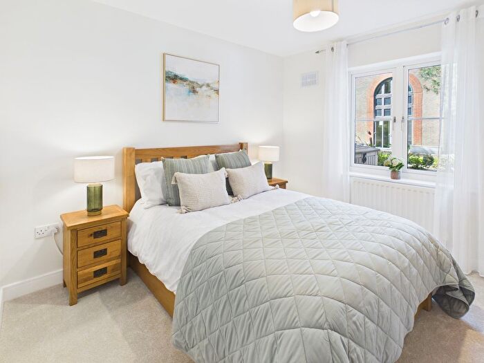 1 Bedroom Flat For Sale In Cannons Wharf, Tonbridge, TN9