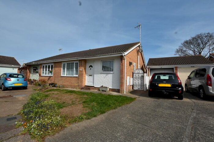 2 Bedroom Bungalow To Rent In Fairlop Close, Clacton-On-Sea, CO15