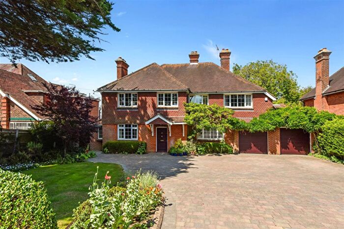 5 Bedroom Detached House For Sale In Kiln Road, Fareham, PO16