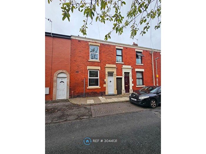 2 Bedroom Terraced House To Rent In Lowndes St, Preston, PR1