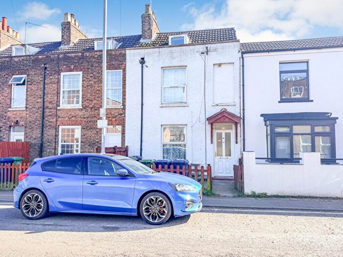 5 Bedroom Terraced House For Sale In Norwich Road, Wisbech, PE13