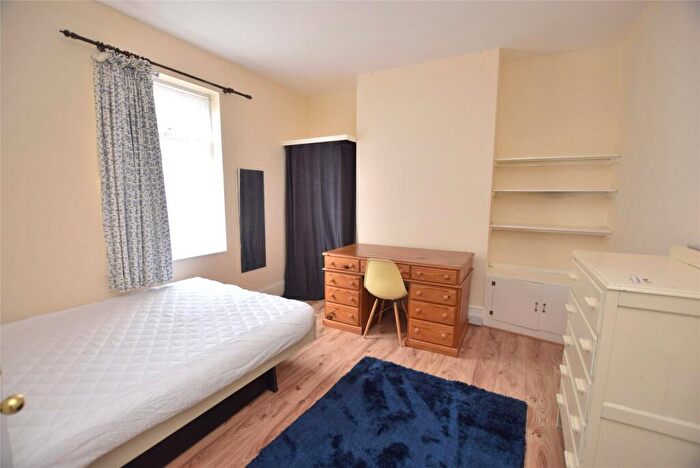 5 Bedroom Terraced House To Rent In St. Pauls Street North, Cheltenham, Gloucestershire, GL50