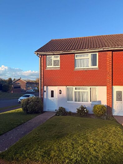 3 Bedroom End Of Terrace House To Rent In Park View Road, Uckfield, TN22