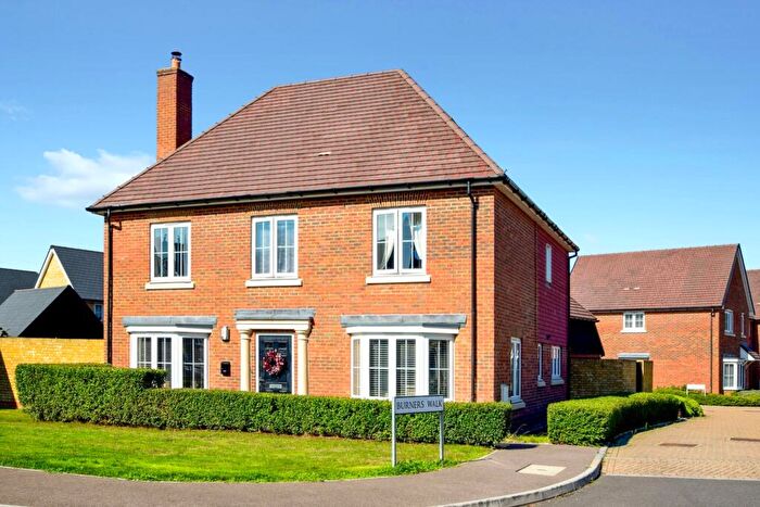 4 Bedroom Detached House For Sale In Burners Walk, Wouldham, Rochester, ME1