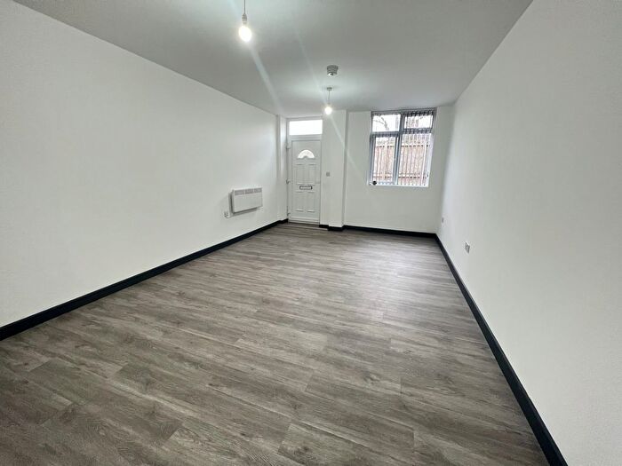 Studio To Rent In Saffron Lane, Leicester, LE2