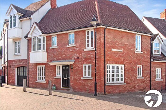 4 Bedroom Terraced House To Rent In Watermans Way, Greenhithe, Kent, DA9