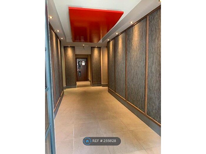 1 Bedroom Flat To Rent In Albany House, London, WC1H