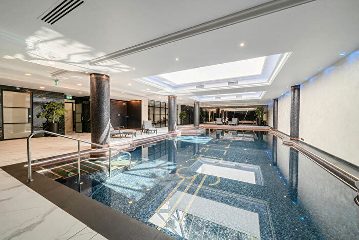 2 Bedroom Apartment For Sale In Charters Road, Sunningdale, SL5