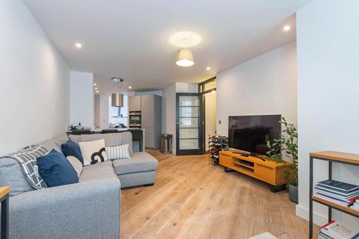 1 Bedroom Apartment For Sale In Queensway House, Livery Street, B3