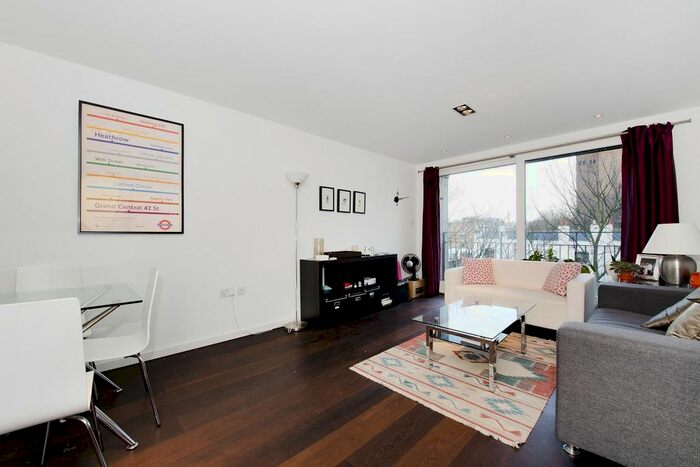 1 Bedroom Flat To Rent In Wenlock Building, Wharf Road, N1
