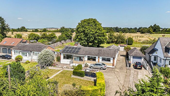 4 Bedroom Detached Bungalow For Sale In The Street, Ewelme, OX10