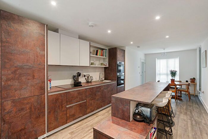 3 Bedroom Semi-Detached House For Sale In Fairfield Way, Keynsham, BS31