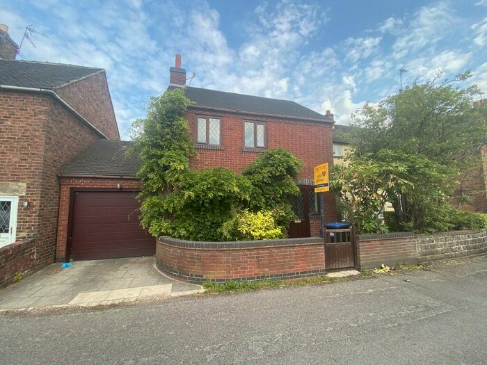3 Bedroom Detached House For Sale In Green Lane, Ashbourne, DE6
