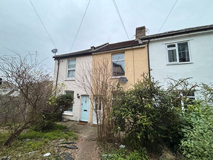 3 Bedroom Terraced House To Rent In Borstal Street, Borstal, ME1