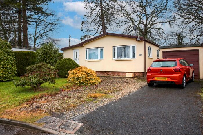 2 Bedroom Park Home For Sale In Five Acres, New Park, Bovey Tracey, Newton Abbot, TQ13