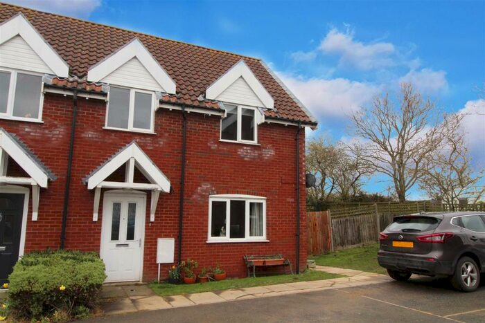 3 Bedroom Semi-Detached House For Sale In The Horseshoes, Norton, Bury St. Edmunds, IP31