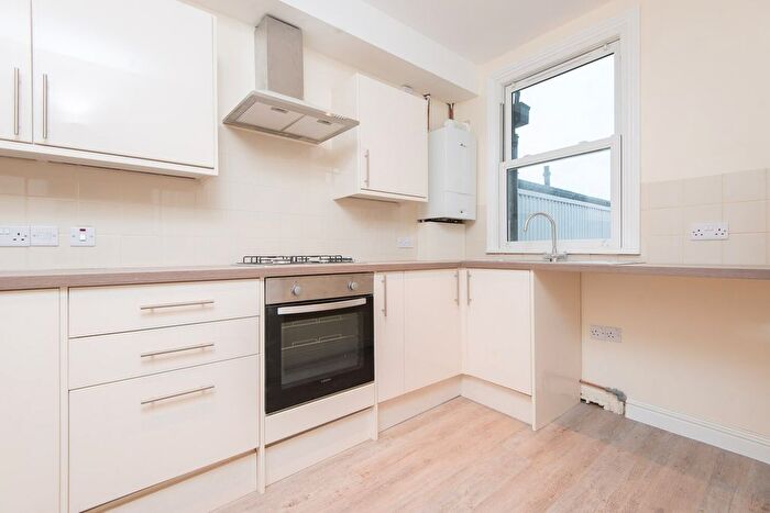 1 Bedroom Flat To Rent In Merton High Street, Wimbledon, SW19