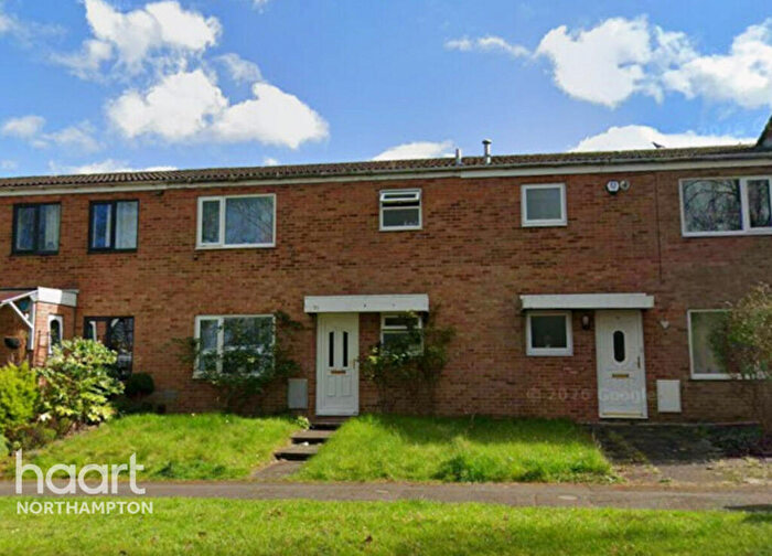 3 Bedroom Terraced House To Rent In Montague Crescent, Northampton, NN5