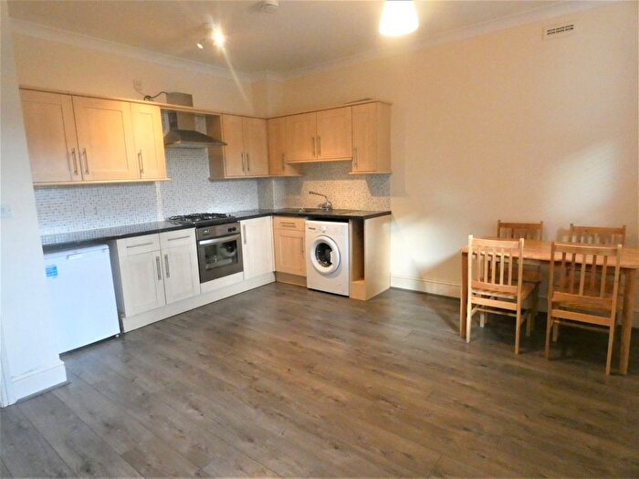 1 Bedroom Flat To Rent In William Place, London, E3