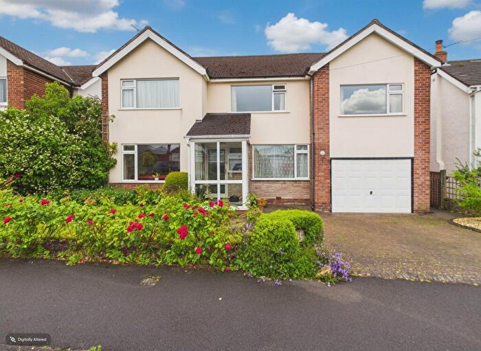 4 Bedroom Detached House For Sale In Cromley Road, High Lane, Stockport, SK6