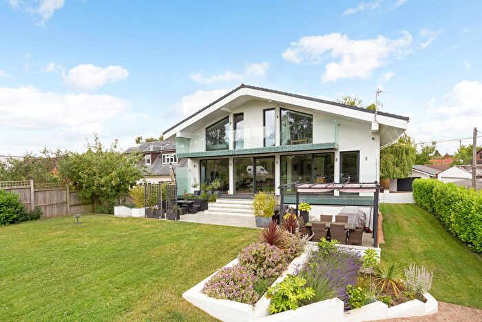 4 Bedroom Detached House For Sale In Ham Island, Windsor, SL4