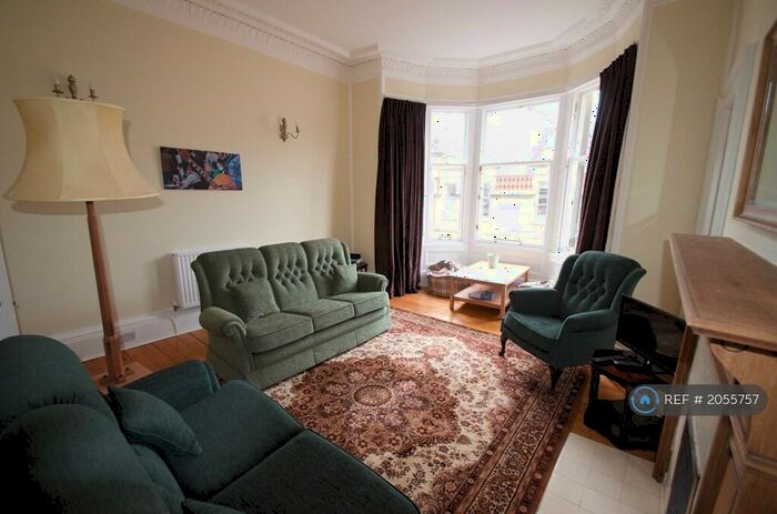 3 Bedroom Flat To Rent In Church Hill Place, Edinburgh, EH10