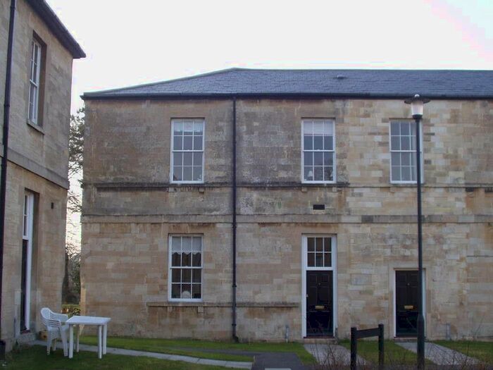 2 Bedroom Detached House To Rent In Thomas Wyatt Road, Devizes SN10