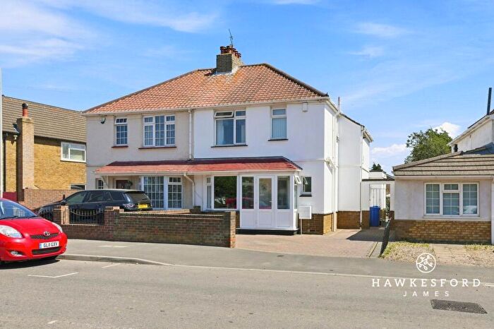 3 Bedroom Semi-Detached House For Sale In Wises Lane, Sittingbourne, ME10