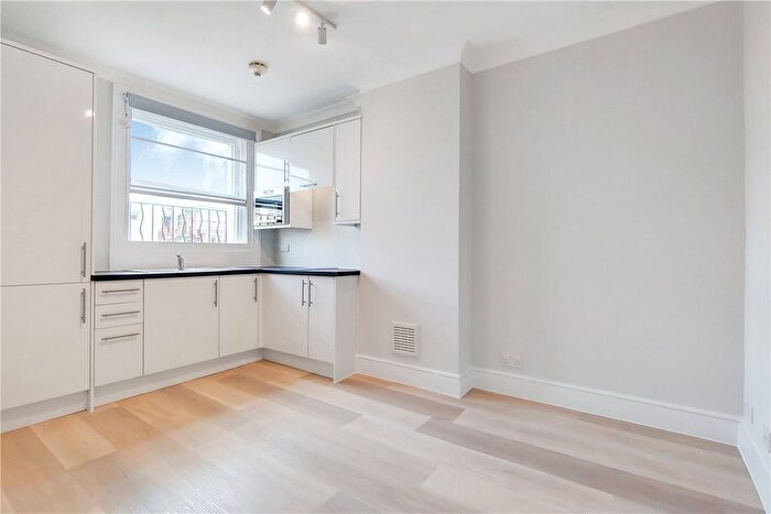 Studio To Rent In Gloucester Place, Marylebone, London, W1U
