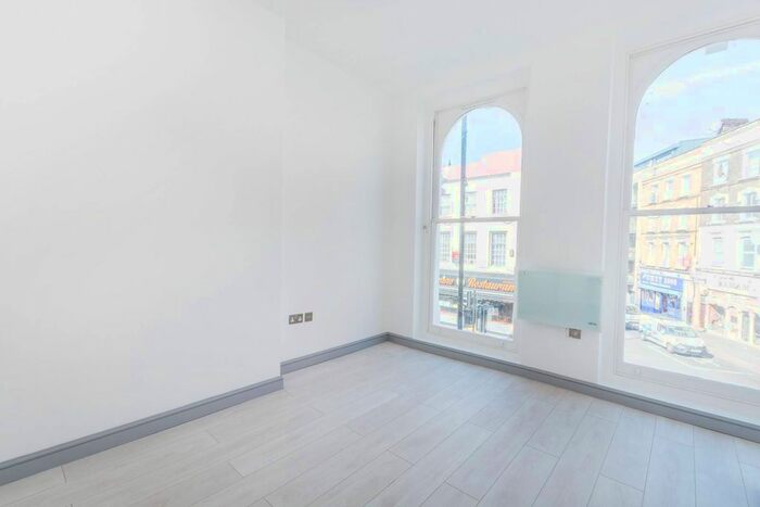 2 Bedroom Flat To Rent In Kingsland High Street, Dalston, London, E8