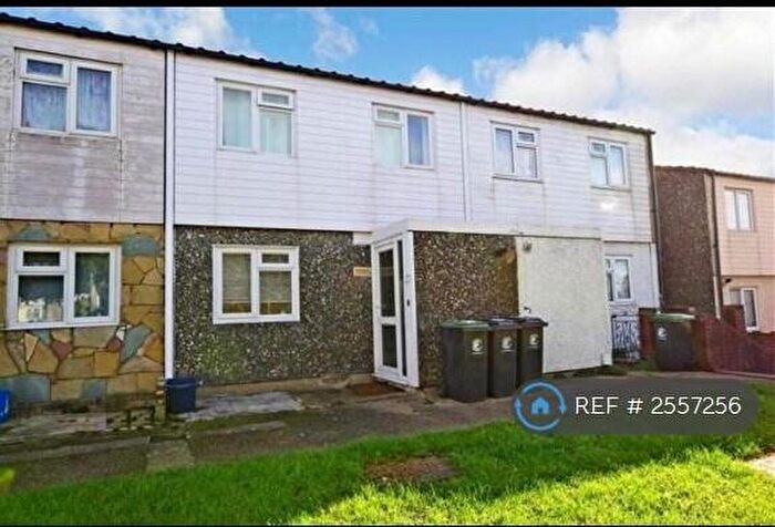 3 Bedroom Terraced House To Rent In Limes Avenue, Chigwell, IG7