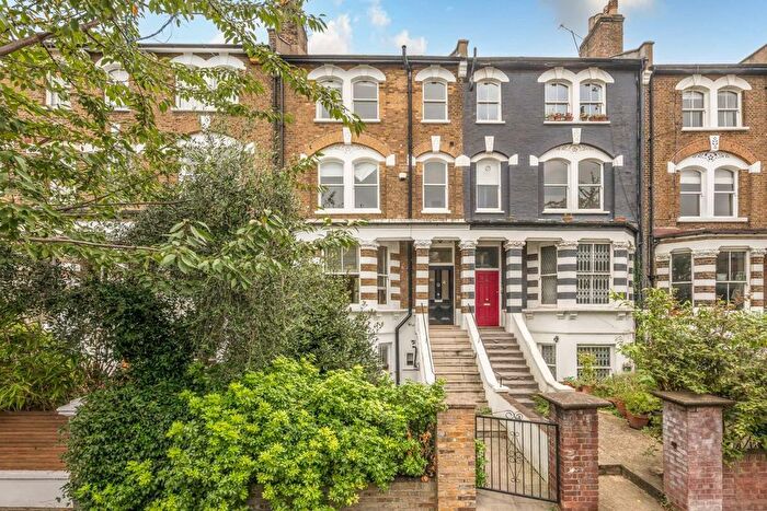 5 Bedroom Property To Rent In St. Lawrence Terrace, North Kensington, W10